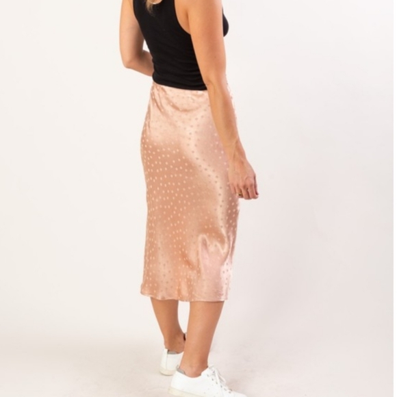 Love Stitch Blush dotted Jacquard mini skirt - Picture 4 of 6